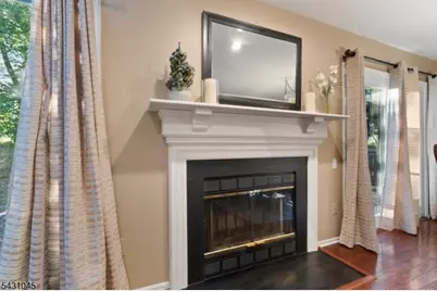 32 Lenox Ct, Montville Township, NJ 07045 - Photo 4