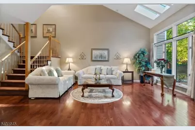 32 Lenox Ct, Montville Township, NJ 07045 - Photo 2