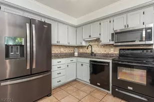 212 Durban Ave, Hopatcong, NJ 07843 - Photo 10