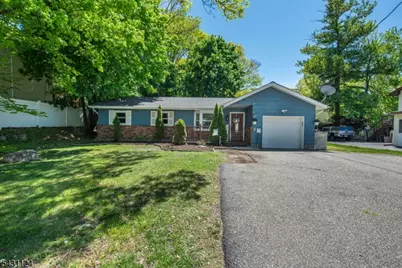 212 Durban Ave, Hopatcong, NJ 07843 - Photo 20