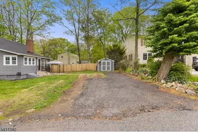 119 Bell Ave, Hopatcong, NJ 07843 - Photo 24