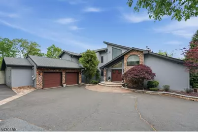 89 Columbus Ave, Totowa, NJ 07512 - Photo 2