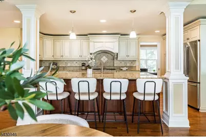 34 West Dr, Livingston, NJ 07039 - Photo 4
