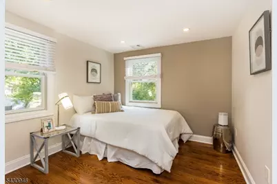 34 West Dr, Livingston, NJ 07039 - Photo 22