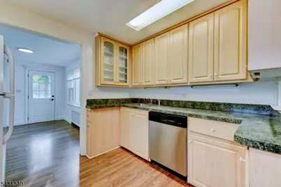 10 Lake Dr, Mendham, NJ 07945 - Photo 20