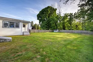 10 Lake Dr, Mendham, NJ 07945 - Photo 40