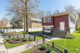 14 Green St, Morristown, NJ 07960 - Photo 2