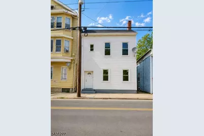 80 Wayne Ave, Paterson, NJ 07522 - Photo 2