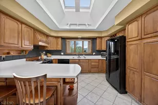 7 Sheba Dr, Vernon, NJ 07461 - Photo 10