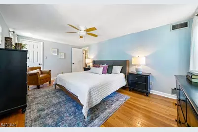 99 Ferncliff Rd, Bloomfield, NJ 07003 - Photo 16