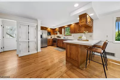 99 Ferncliff Rd, Bloomfield, NJ 07003 - Photo 12