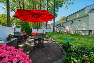 99 Ferncliff Rd, Bloomfield, NJ 07003 - Photo 26