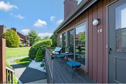 59 Taurus Dr #2D, Hillsborough Township, NJ 08844 - Photo 2