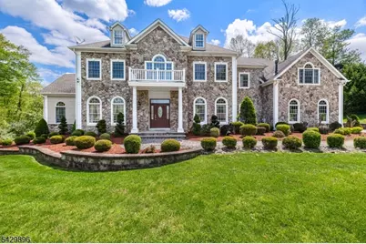 8 Peach Tree Ln, Chester, NJ 07930 - Photo 1