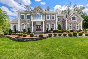 8 Peach Tree Ln, Chester, NJ 07930 - Photo 1