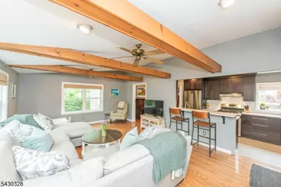 13 Elmwood Ter, Wayne, NJ 07470 - Photo 6