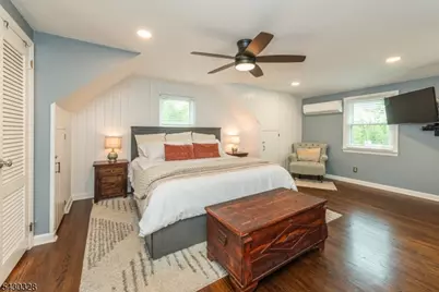 13 Elmwood Ter, Wayne, NJ 07470 - Photo 12