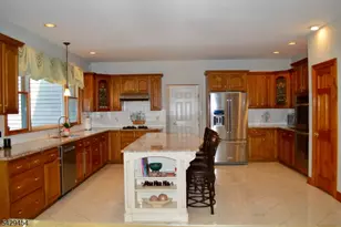 40 Newland Ct, Bridgewater Twp., NJ 08807 - Photo 8
