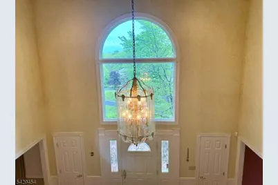 40 Newland Ct, Bridgewater Twp., NJ 08807 - Photo 4