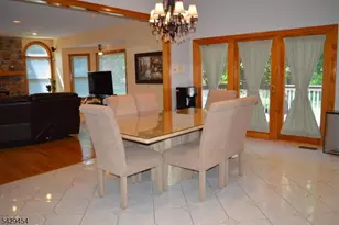 40 Newland Ct, Bridgewater Twp., NJ 08807 - Photo 8