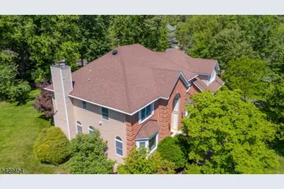 40 Newland Ct, Bridgewater Twp., NJ 08807 - Photo 2
