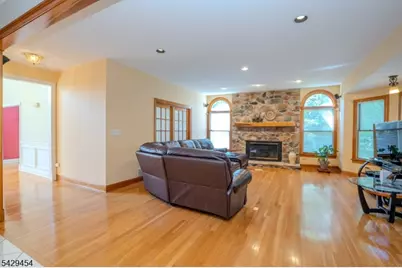 40 Newland Ct, Bridgewater Twp., NJ 08807 - Photo 12