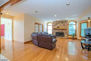 40 Newland Ct, Bridgewater Twp., NJ 08807 - Photo 12