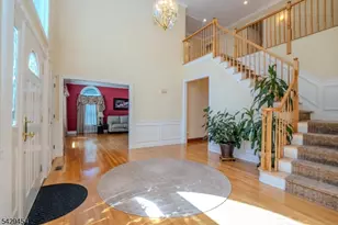 40 Newland Ct, Bridgewater Twp., NJ 08807 - Photo 6