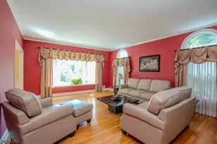40 Newland Ct, Bridgewater Twp., NJ 08807 - Photo 8