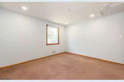 75 Star Lake Rd #2, Bloomingdale, NJ 07403 - Photo 10