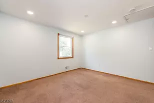 75 Star Lake Rd, Bloomingdale, NJ 07403 - Photo 10
