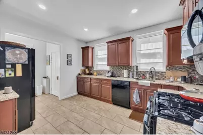 10 Vermont St, Maplewood, NJ 07040 - Photo 14