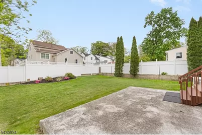 100 Beechwood Rd, Florham Park, NJ 07932 - Photo 24