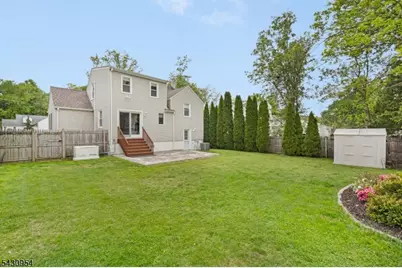 100 Beechwood Rd, Florham Park, NJ 07932 - Photo 22
