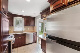 100 Beechwood Rd, Florham Park, NJ 07932 - Photo 6