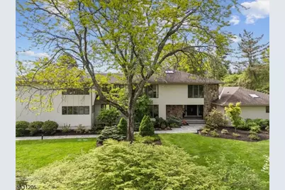 39 Eagle Nest Rd, Morris Township, NJ 07960 - Photo 4