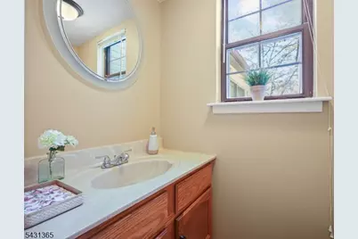 19 Plymouth Ln, Manalapan Township, NJ 07726 - Photo 12