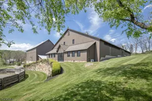 77 Homestead Rd, Tewksbury Township, NJ 07830 - Photo 32