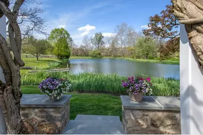 77 Homestead Rd, Tewksbury Township, NJ 07830 - Photo 4