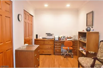 110 Castle Ridge Dr, East Hanover Township, NJ 07936 - Photo 20