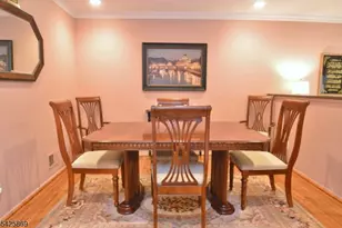 110 Castle Ridge Dr, East Hanover Township, NJ 07936 - Photo 10