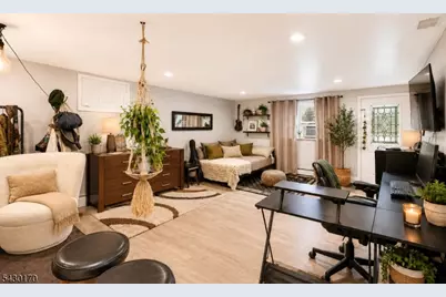 210 Alps Rd, Wayne, NJ 07470 - Photo 16