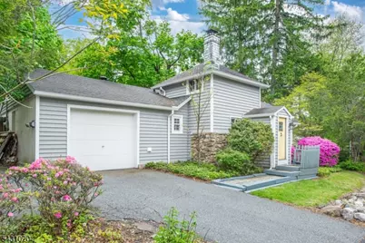 2 Cherry Tree Ln, Sparta Township, NJ 07871 - Photo 2