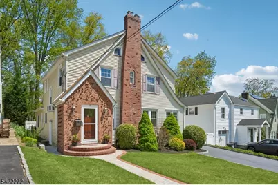 90 Morningside Rd, Verona, NJ 07044 - Photo 2
