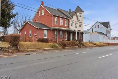 575 Memorial Pkwy, Phillipsburg, NJ 08865 - Photo 2
