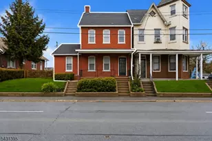 575 Memorial Pkwy, Phillipsburg, NJ 08865 - Photo 1