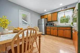 30 Seminole Ave, Parsippany, NJ 07034 - Photo 8