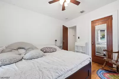 161 South Pkwy, Clifton, NJ 07014 - Photo 12