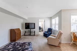 81 Park Edge, Berkeley Heights Township, NJ 07922 - Photo 12