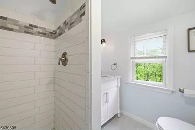 114 Upper Sunset Dr, Washington Township, NJ 07853 - Photo 34